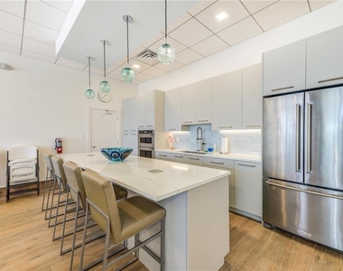 7100 Sunset Way - Photo Thumbnail 7