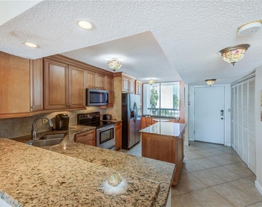 7100 Sunset Way - Photo Thumbnail 14