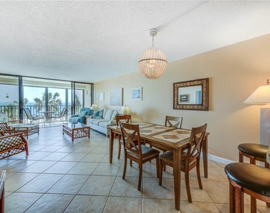 7100 Sunset Way - Photo Thumbnail 12