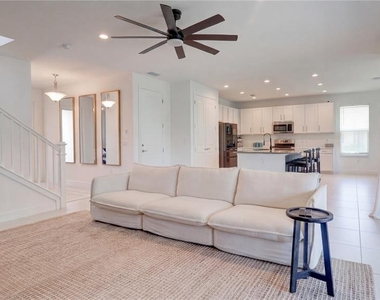 3338 Great Banyan Way - Photo Thumbnail 13