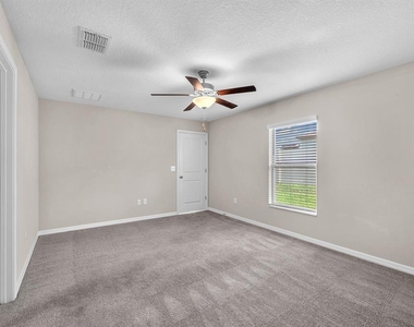 12011 Miracle Mile Drive - Photo Thumbnail 11