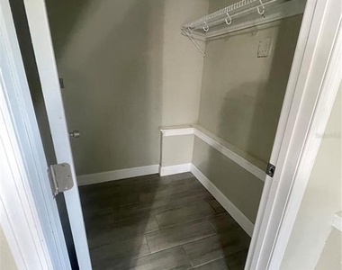 3419 19th Street E - Photo Thumbnail 6
