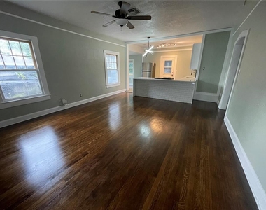 1339 13th Street W - Photo Thumbnail 3