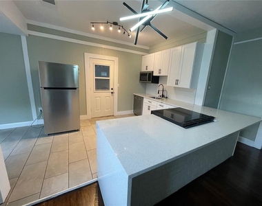 1339 13th Street W - Photo Thumbnail 4