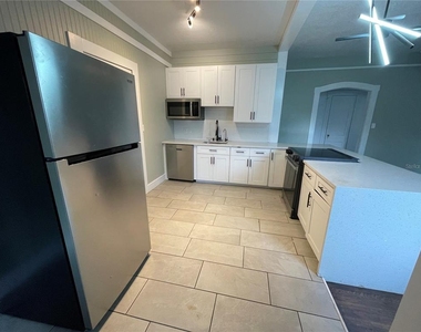 1339 13th Street W - Photo Thumbnail 5