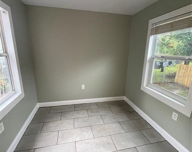 1339 13th Street W - Photo Thumbnail 8