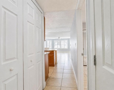 2739 N Poinciana Boulevard - Photo Thumbnail 18