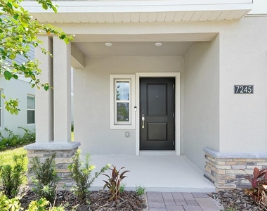 7245 Sienna Oak Alley - Photo Thumbnail 4