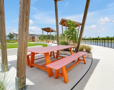 7245 Sienna Oak Alley - Photo Thumbnail 58