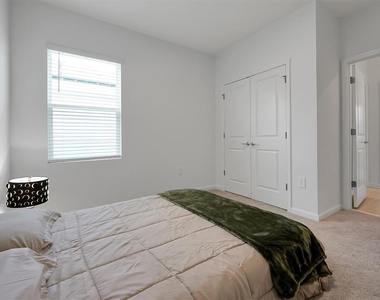 7245 Sienna Oak Alley - Photo Thumbnail 28