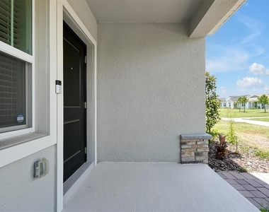 7245 Sienna Oak Alley - Photo Thumbnail 3