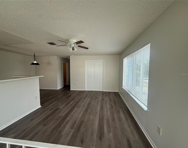1101 Spring Meadow Drive - Photo Thumbnail 25