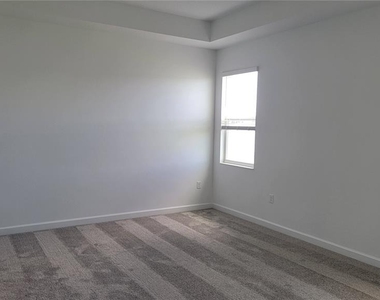 3064 Ella Way - Photo Thumbnail 22