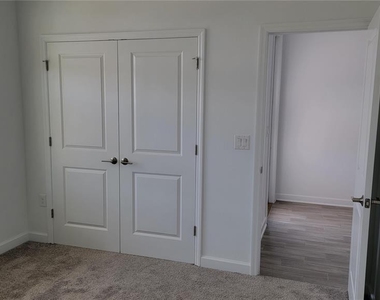 3064 Ella Way - Photo Thumbnail 3