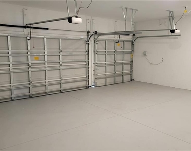 3064 Ella Way - Photo Thumbnail 38