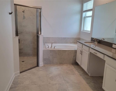 3064 Ella Way - Photo Thumbnail 25
