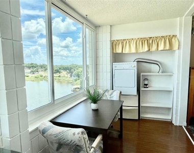 700 Mirror Terrace Nw - Photo Thumbnail 20