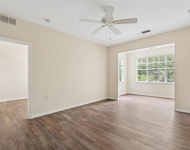 8136 Claire Ann Drive - Photo Thumbnail 11