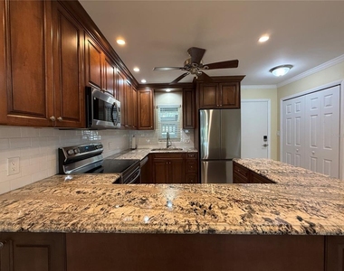 4533 Marine Parkway - Photo Thumbnail 7