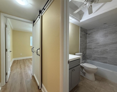 4533 Marine Parkway - Photo Thumbnail 21