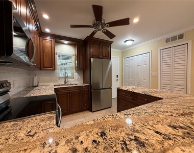 4533 Marine Parkway - Photo Thumbnail 8