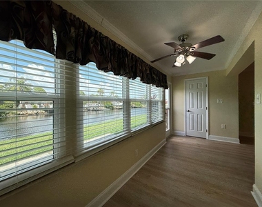 4533 Marine Parkway - Photo Thumbnail 15