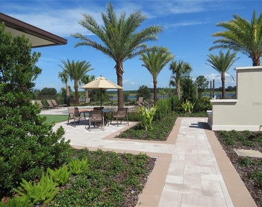 8061 Glenlloyd Avenue - Photo Thumbnail 33