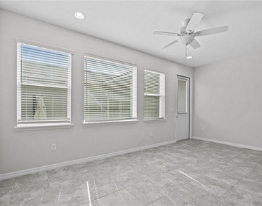 8061 Glenlloyd Avenue - Photo Thumbnail 12