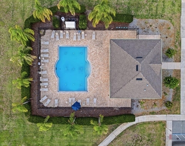 1097 Hendon Loop - Photo Thumbnail 43