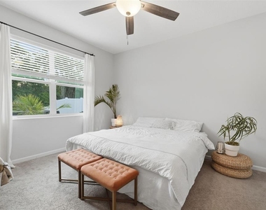 1097 Hendon Loop - Photo Thumbnail 20