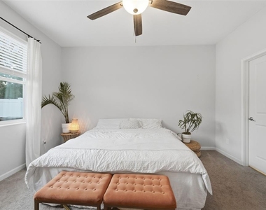 1097 Hendon Loop - Photo Thumbnail 23