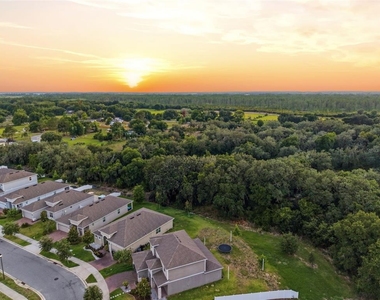 1097 Hendon Loop - Photo Thumbnail 40