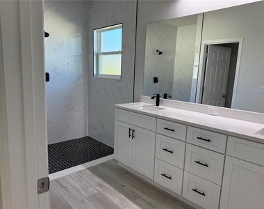7897 N Fieldstone Drive - Photo Thumbnail 20