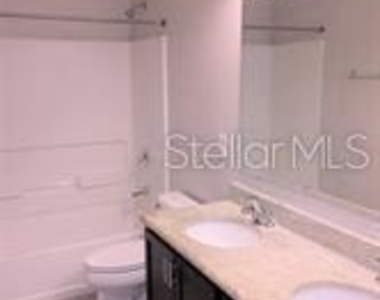 8821 Arrabida Lane - Photo Thumbnail 6