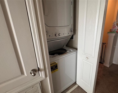3141 Windleshore Way - Photo Thumbnail 14