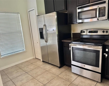 3141 Windleshore Way - Photo Thumbnail 3