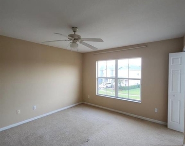 16436 Cedar Crest Drive - Photo Thumbnail 7