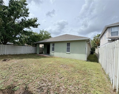 4932 Bellthorn Drive - Photo Thumbnail 5