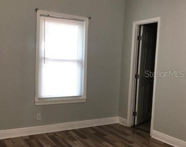 308 E 13th Street - Photo Thumbnail 13