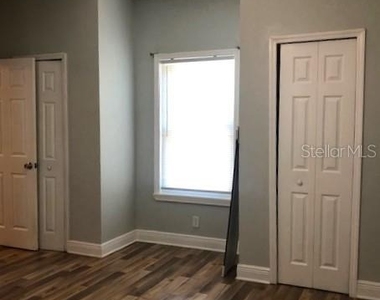 308 E 13th Street - Photo Thumbnail 10