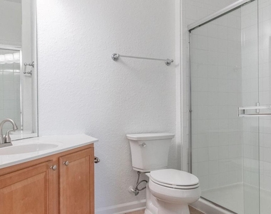 3868 Lexmark Lane - Photo Thumbnail 4