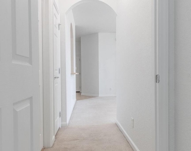 3868 Lexmark Lane - Photo Thumbnail 13