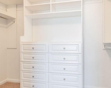 3868 Lexmark Lane - Photo Thumbnail 11