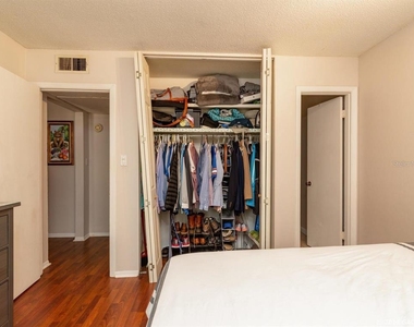 1700 Sw 16th Court - Photo Thumbnail 9