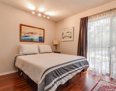 1700 Sw 16th Court - Photo Thumbnail 7