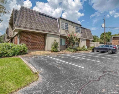 1700 Sw 16th Court - Photo Thumbnail 15