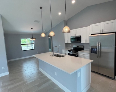 13180 Amaryllis Circle - Photo Thumbnail 8