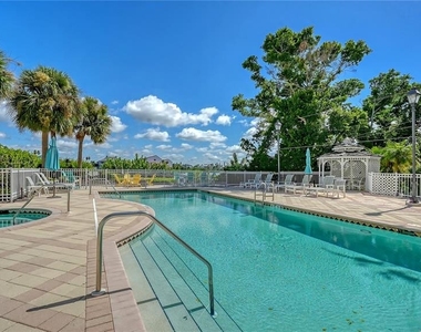 1308 Old Stickney Point Road - Photo Thumbnail 62