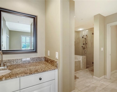 1308 Old Stickney Point Road - Photo Thumbnail 41