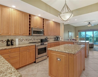 1308 Old Stickney Point Road - Photo Thumbnail 20